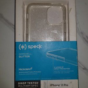 Speck iPhone 11 pro case